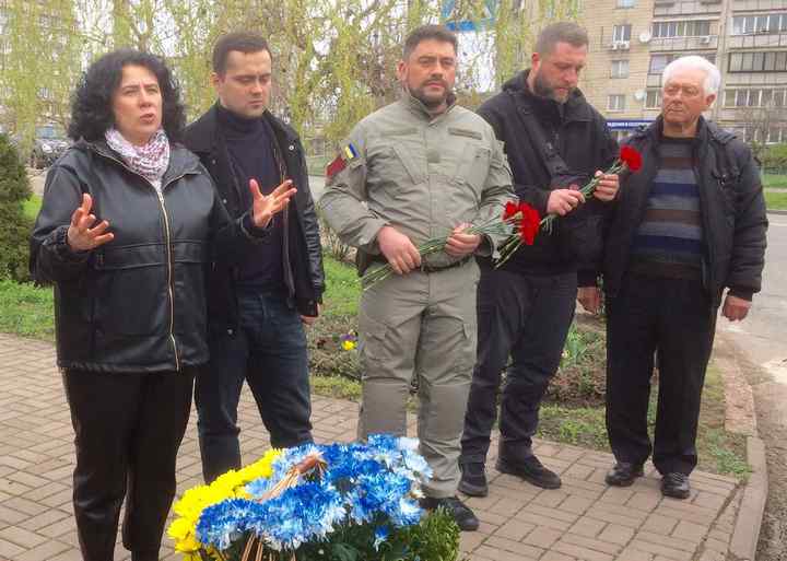 Акція покладання квітів до пам'ятника Героям Чорнобиля, 26 квітня 2022 року - рис 2
