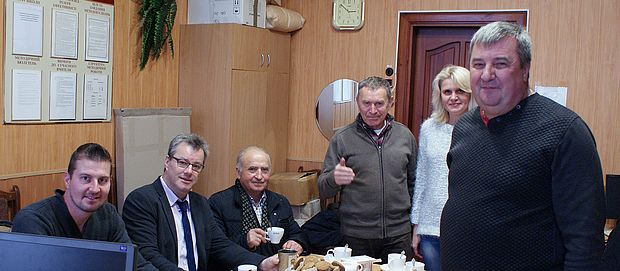Директор Довбиської спеціальної загальноосвітньої школи-інтернату Романчук Вадим Володимирович та представники делегації