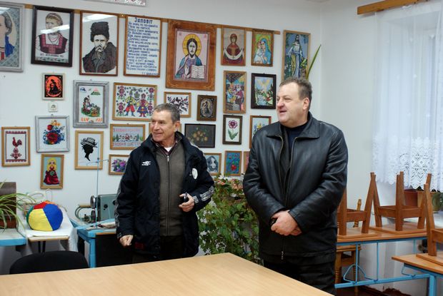 Гуринчук Юрій Петрович та Данилюк Ігор Леонтійович в класі трудового навчання